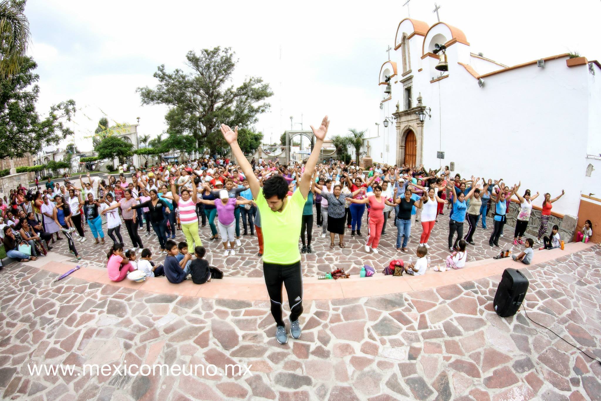 Zumba en comunidad